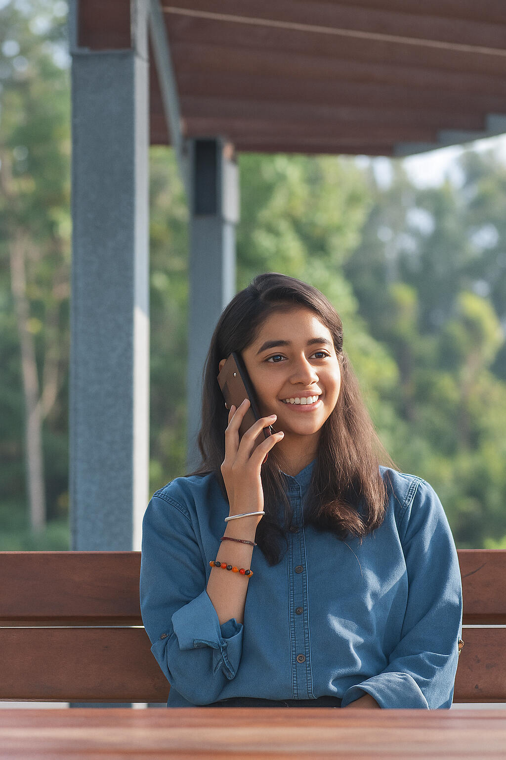 website photo_smiling woman smiling woman on the phone